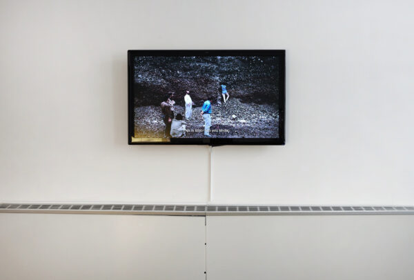 i set my face to the hillside installation view (Photo: Argenis Apolinario)